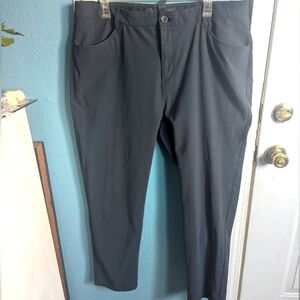 Vouri Men's Black Casual Pants